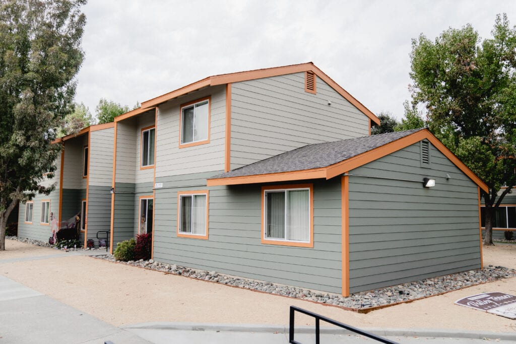 Heritage Exteriors multifamily siding project in Northern California 6