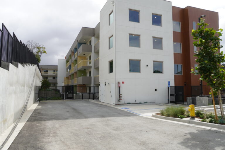 vertical siding for houses