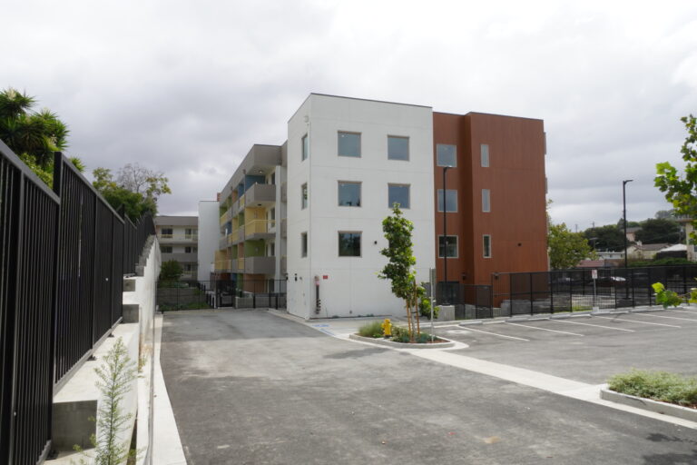 vertical siding for houses