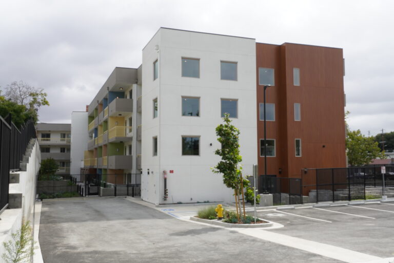 vertical siding for houses