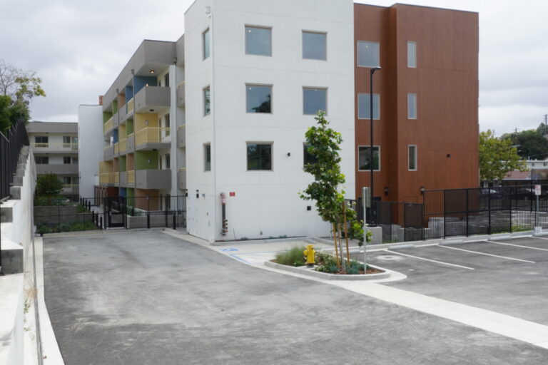 vertical siding for houses