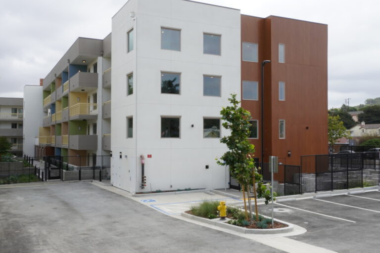 vertical siding for houses