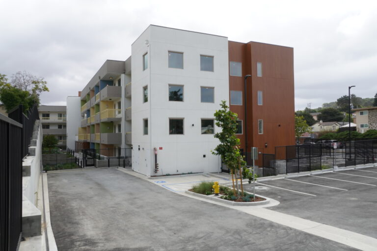 vertical siding for houses