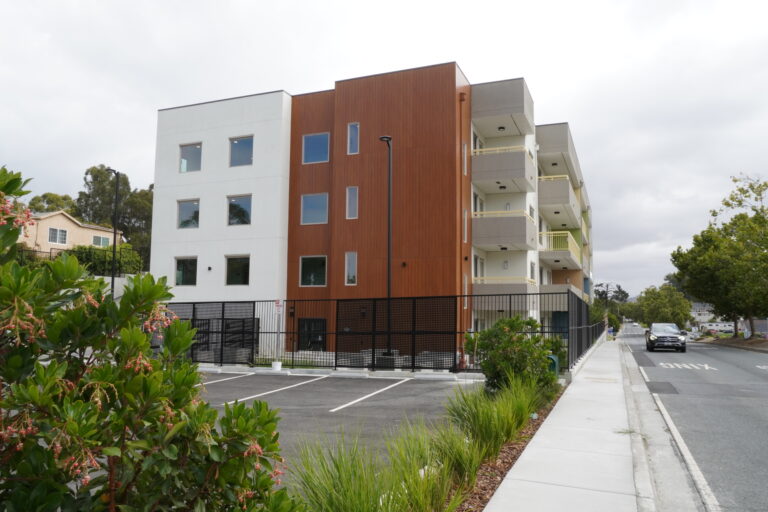 vertical siding for houses