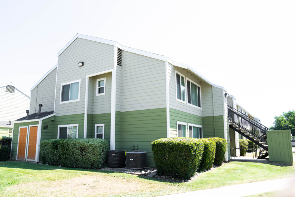 vertical siding for houses