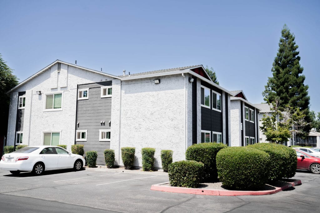 Heritage Exteriors multifamily siding project in Northern California 4