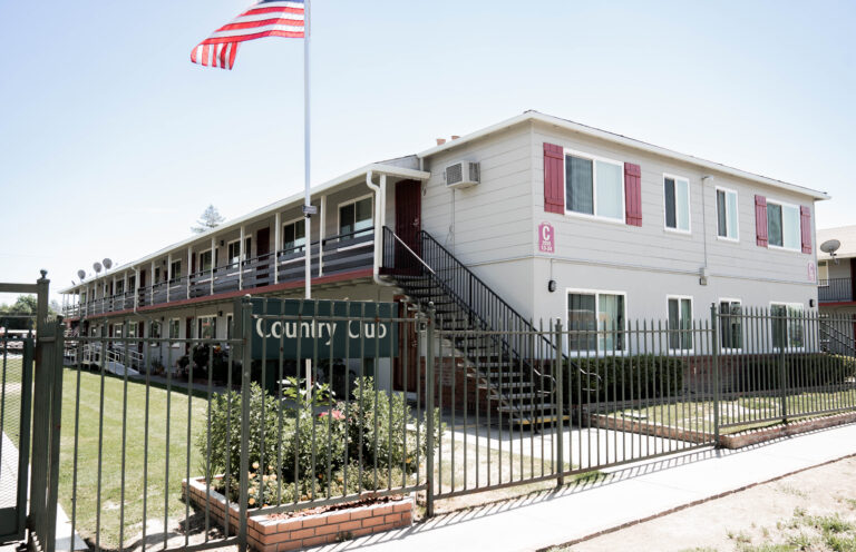 apartment window replacement