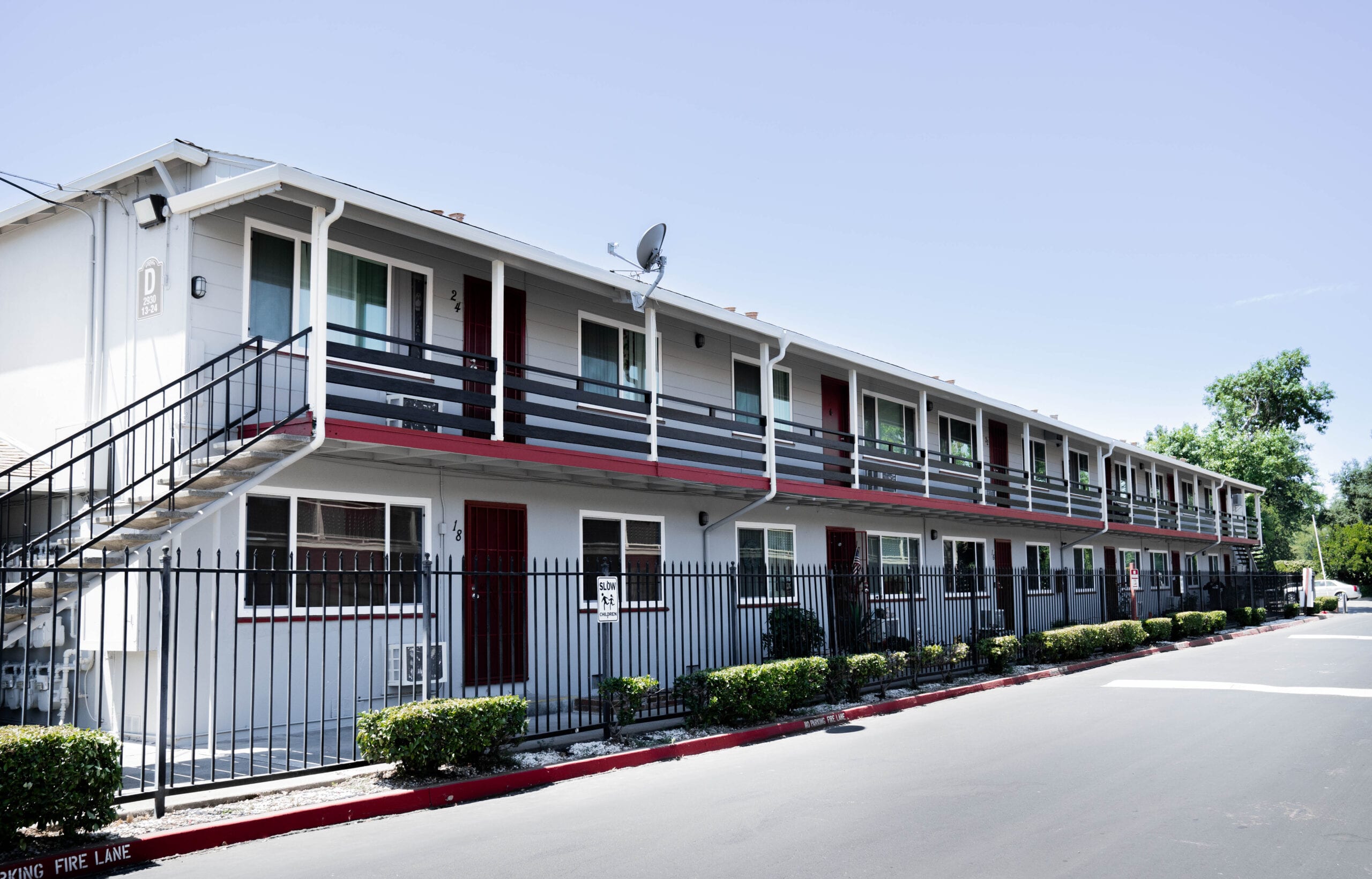 Country Club Apartments - Commercial Window Replacement