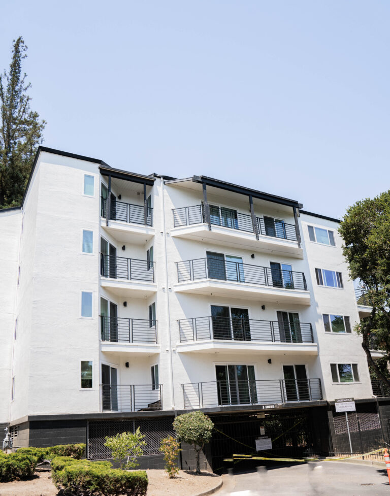 apartment window replacement