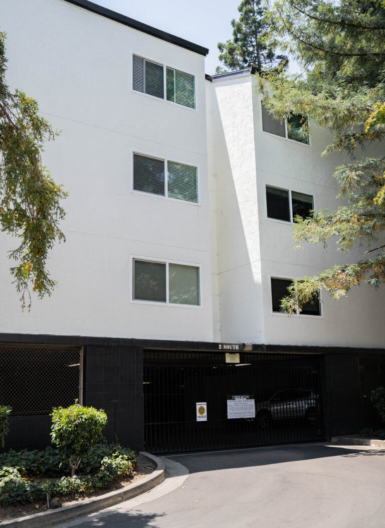 apartment window replacement