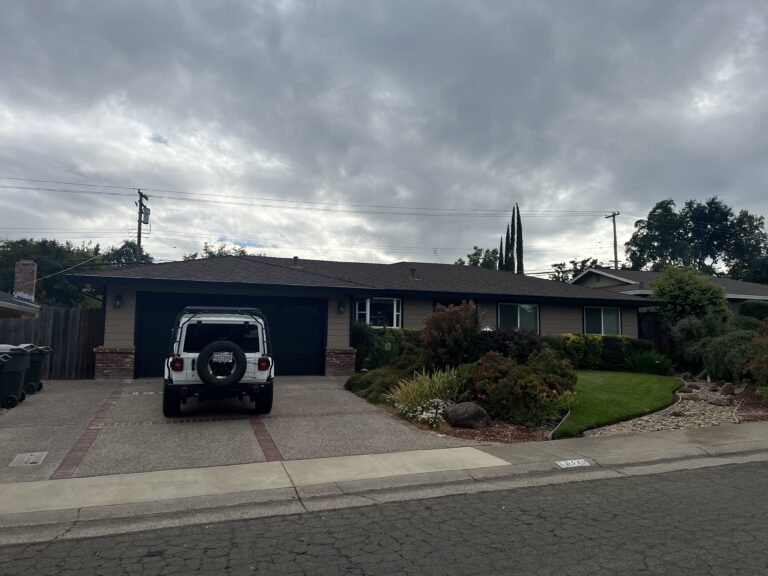 vertical siding on house