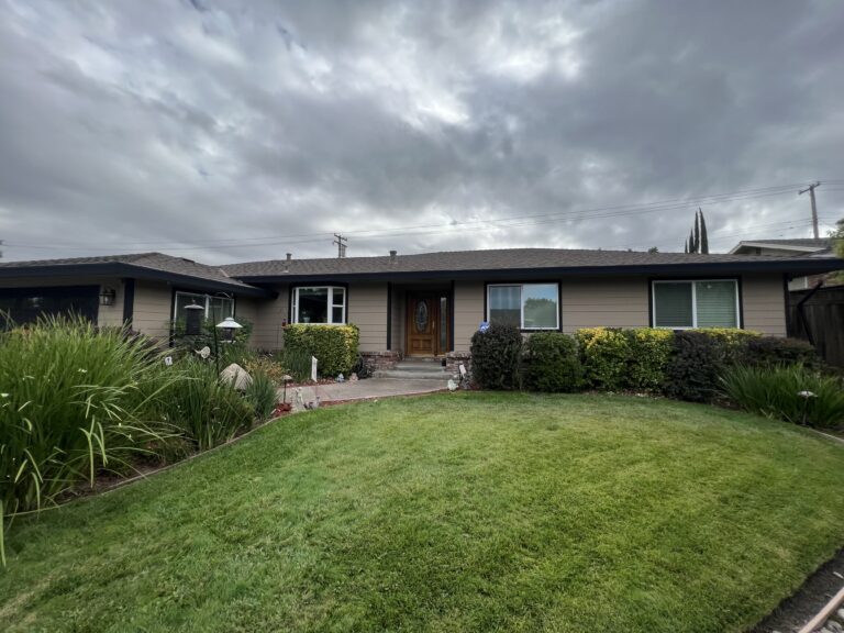 vertical siding on house