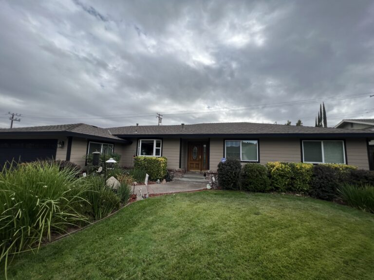 vertical siding on house