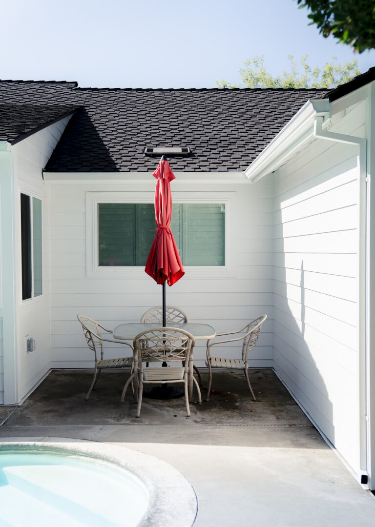 vertical siding on house