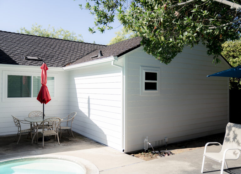 vertical siding on house