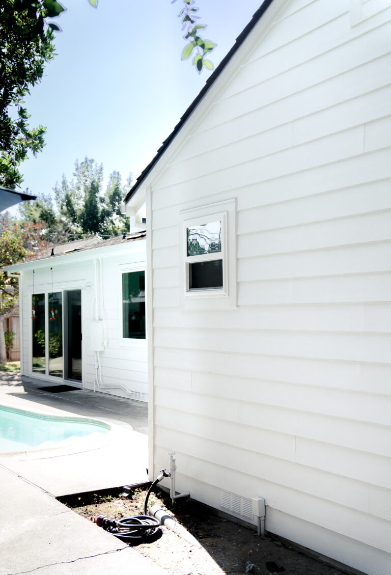 vertical siding on house