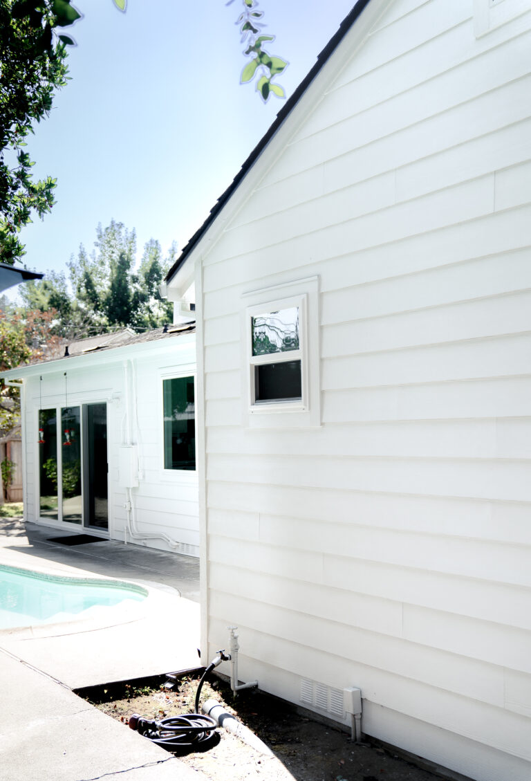 vertical siding on house