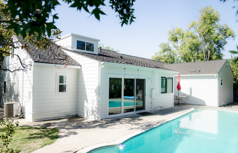 vertical siding on house