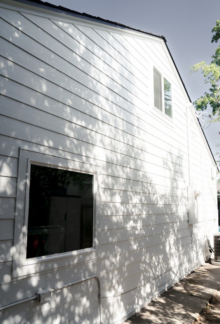 vertical siding on house